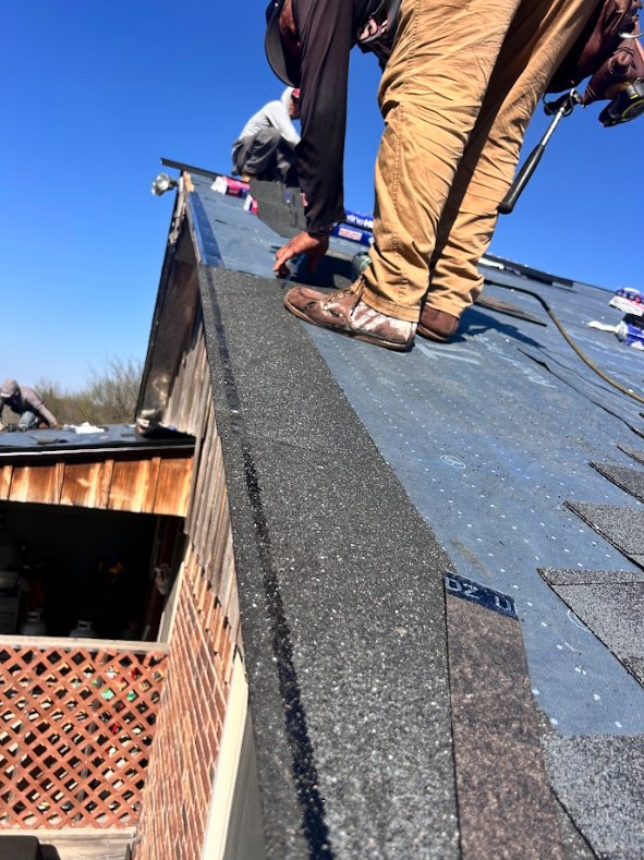New siding installed on Oklahoma City home by Osuna Roofing